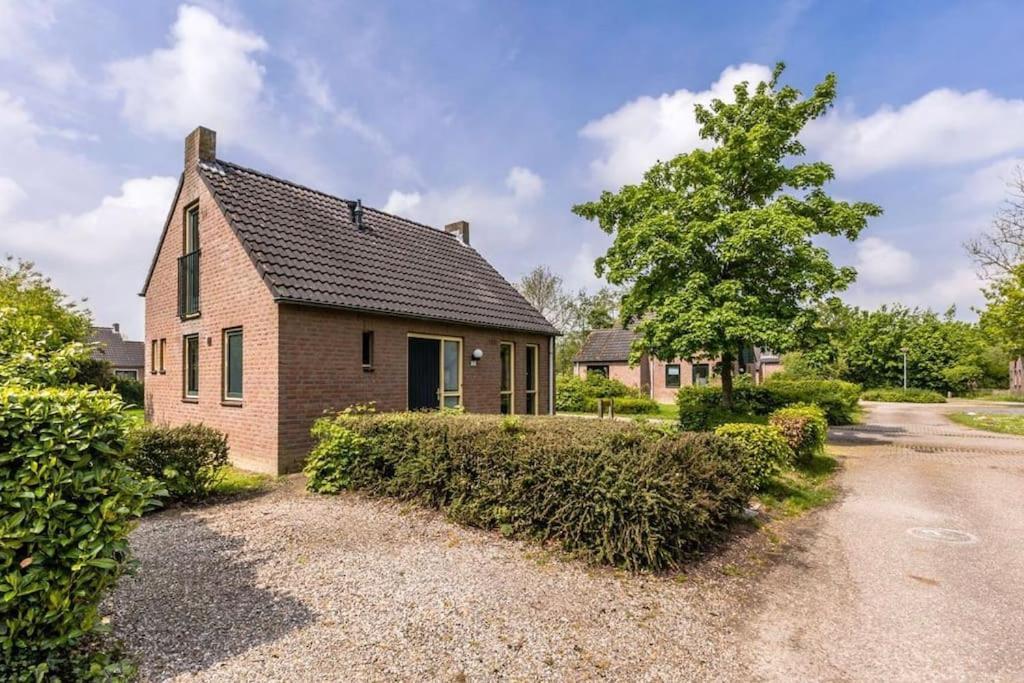 Vakantiehuis De Bruyn 6 Persoons Ewijk ภายนอก รูปภาพ